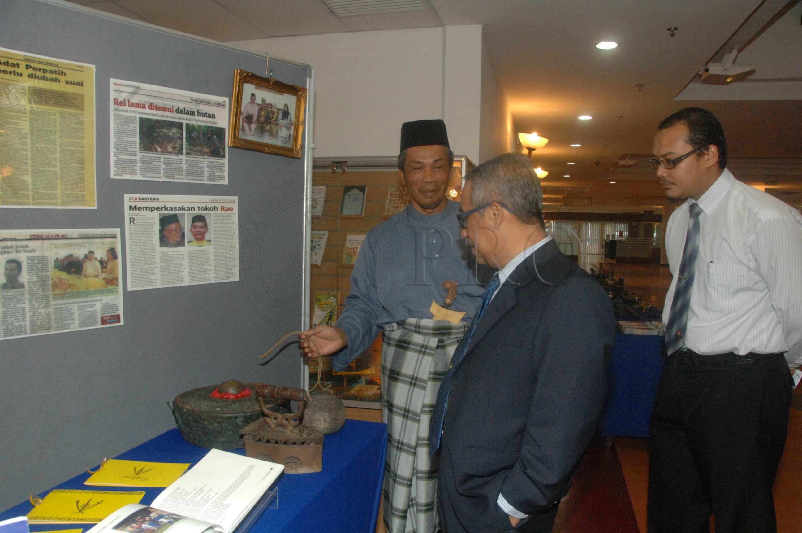 PRO 14 33 WACANA FBA 0019